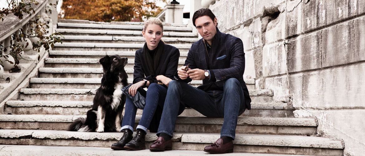 frontpage-couple-with-dog
