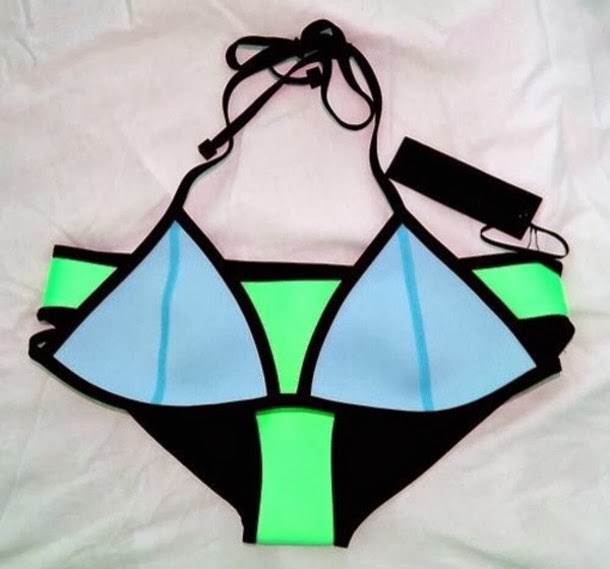 p5etsl-l-610x610-swimwear-blue-triangular-triangle-white-light-blue-bikinis-tumblr-clothes-bikini-neon-black-green